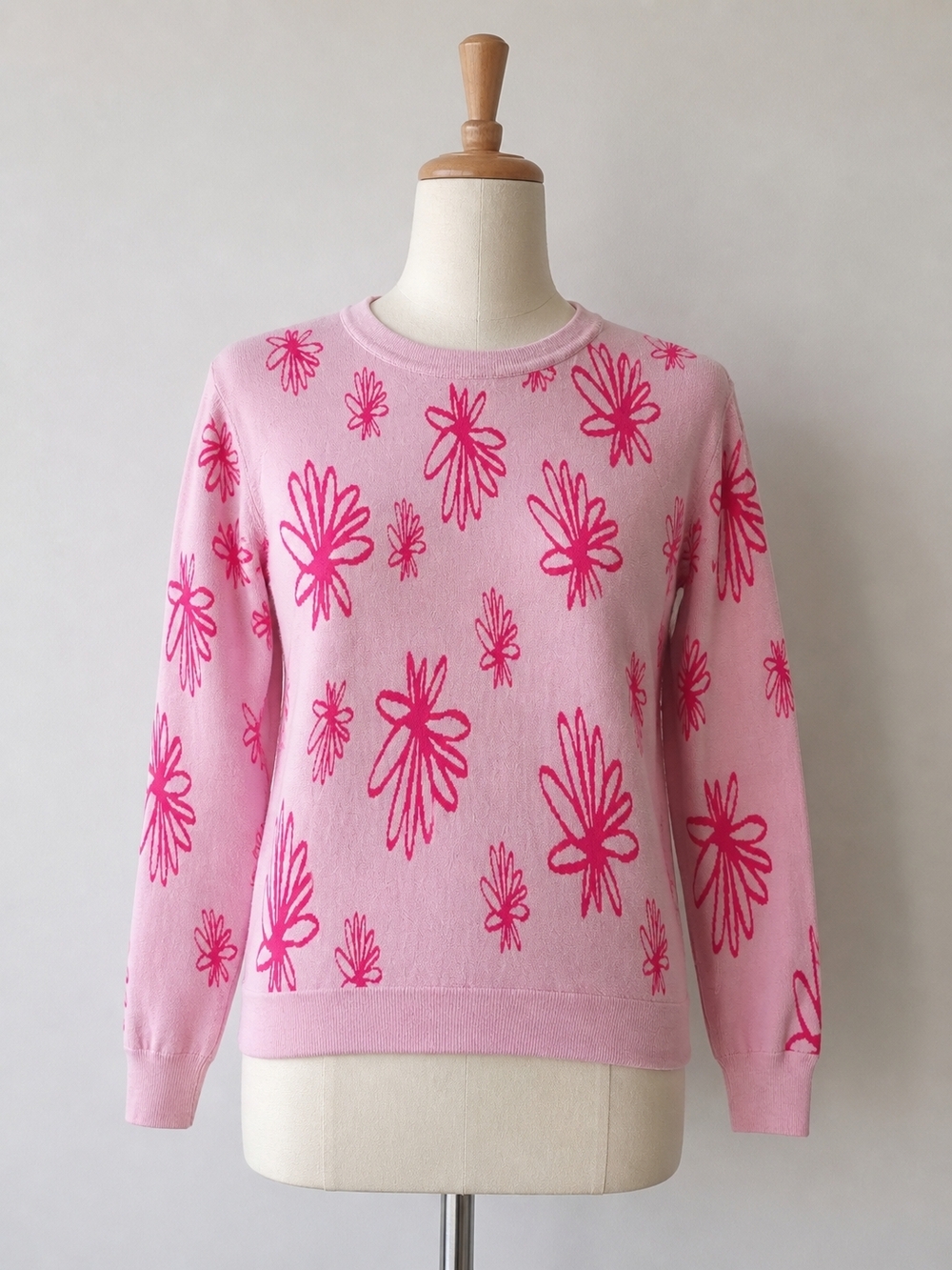 Pink Floral Lightweight Sweater – Soft Knit Pullover Size L”